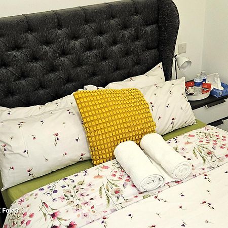 London Sleephouse Partying Is Not Allowed Pls Bagian luar foto