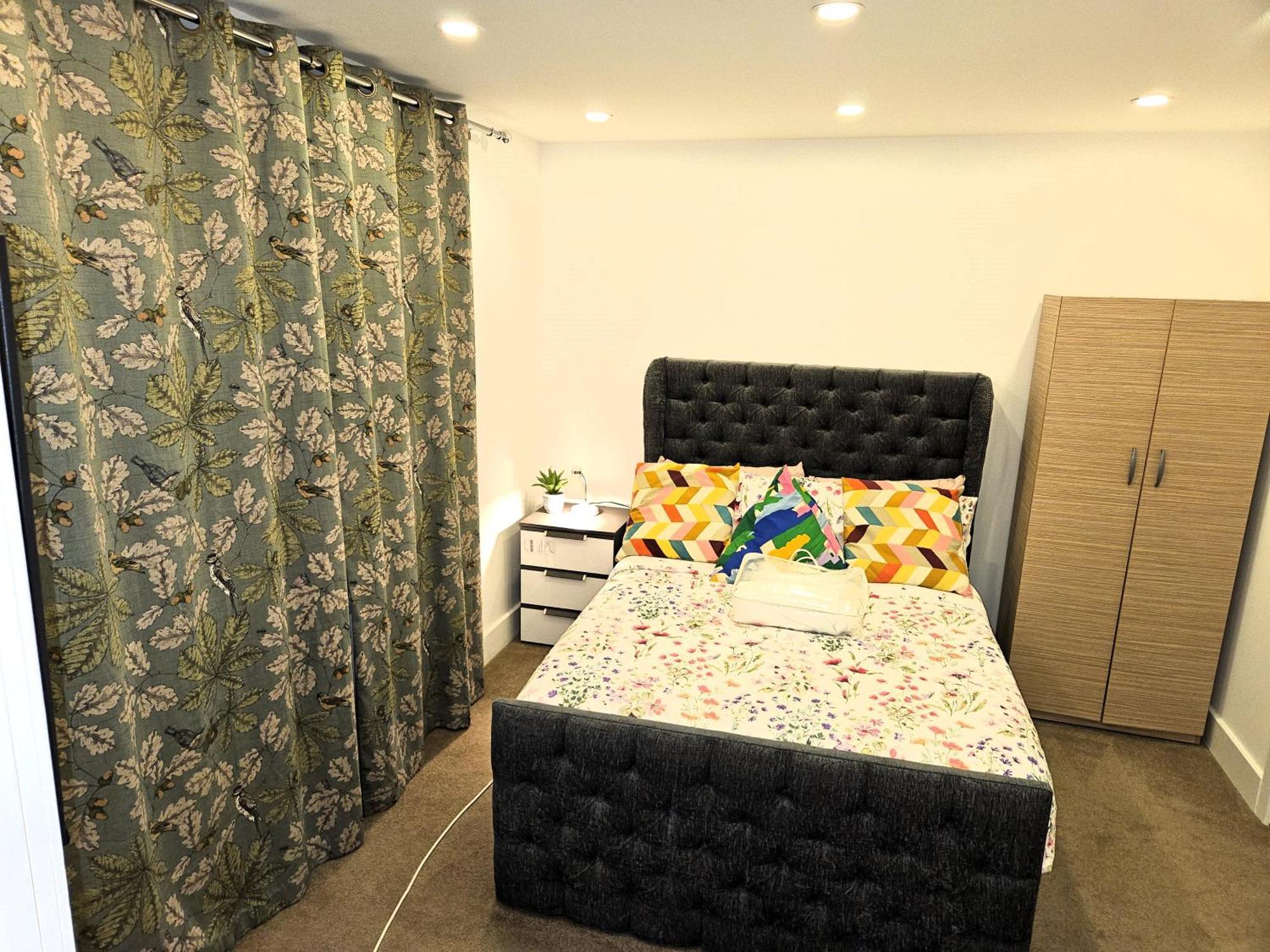 London Sleephouse Partying Is Not Allowed Pls Bagian luar foto
